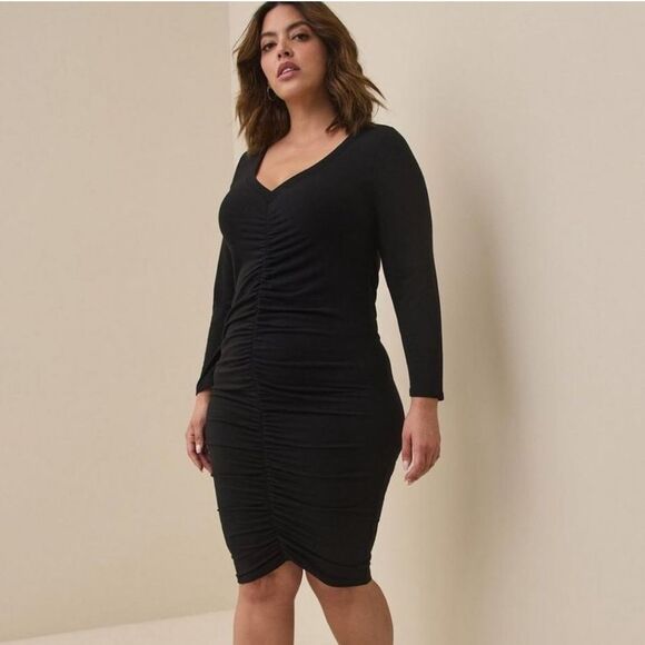 torrid Dresses & Skirts - NWT Size 2 Torrid Mini Jersey Bodycon Dress
